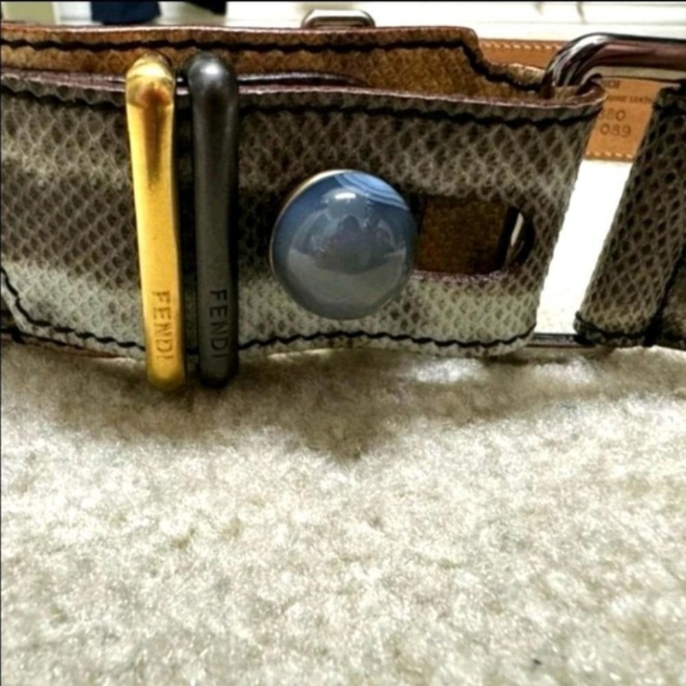 🤩Vintange FENDI⭐ Snakeskin Leather Belt With Cateye & Blue Onyx Accent Buttons